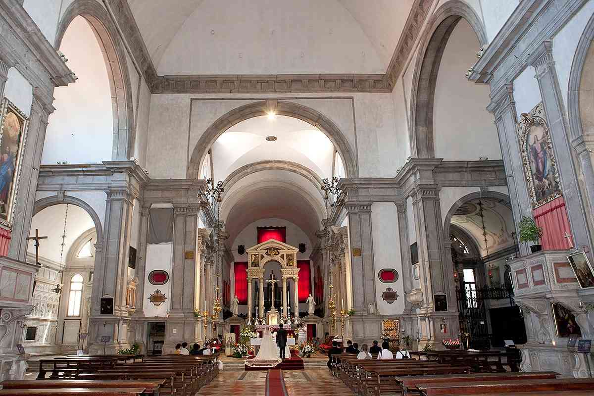 イタリアウエディング｜聖フランチェスコ教会